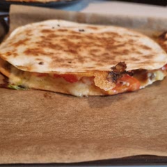 I didnt add the nacho sauce and it was divine. A hit with kids and adults