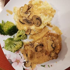 Delicious! Added flour at the end to make more of a rue, since others were saying it is thin. Very creamy and will make again.