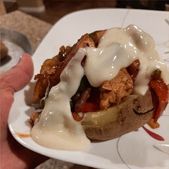 Husband said it tasted great. I subbed chicken strips cut into small pieces for the ground chicken. Used white velveeta cheese in place of provolone.