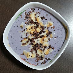 With half a frozen banana, this smoothie is sweet but the ginger taste was unnoticeable.  I will try to add 1 teaspoon of ground ginger next time.
