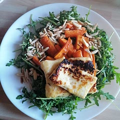 I didn't have kale so I used rake instead, was perfect as well. Didn't even need 10 minutes of actually cooking <3