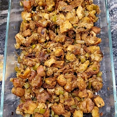 Sooo fricking good! Second time I've made this. Would again every time I need stuffing. Good thing I didn't have to share much!!