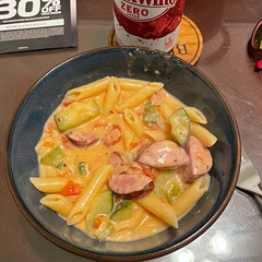 Subbed sour cream for heavy cream. Added red pepper flake and zucchini! Loved it!