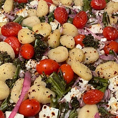 What’s not to like? We didn’t have chickpeas, so we ate it over arugula.