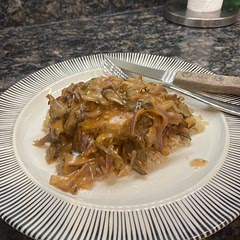 Delicious and so easy!  Used wild Hen of the Woods mushrooms!  Definitely a keeper!