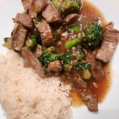 Mmmm! Everyone enjoyed this one!
A nice little Asian inspired dish that was very tasty. The only alteration that I made was that I used a cheaper cut of steak. 
I'm adding this to my recipe box to be used again and again!