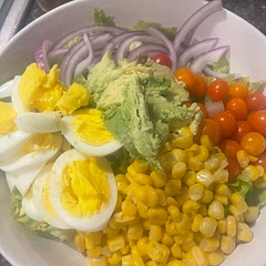 I didn’t realize that I didn’t have balsamic vinegar until I was making the dressing so I subbed red wine vinegar. Oops. Extra zingy but still delicious. Can’t wait to try in the summer when tomatoes and fresh corn are readily available.