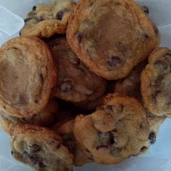 The recipe makes a ton of cookies. Really good!