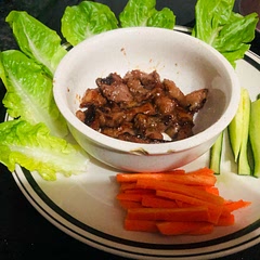 I also added fish sauce and ginger to the marinade. Pickled the carrots in white vinegar, brown sugar and water. It was super delicious and  I will make it again soon!