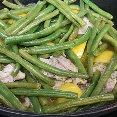 This was delicious and my whole family enjoyed it. I added green beans on top after 15 minutes in the oven so I didn't need to make them separately and they were just right.