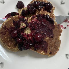 The pancakes have a very unique savoury flavour. I didn't like it by itself but fruit they are delcious. The pancakes are very dry so I am glad that I added berries (I would definitley make more next time !).  This is my first time making thick american style pancakes and I was suprised at how well they turned out.

I made double the recipe for two people but it only made 2 1/2 pancakes each (I think they were intended to be mini pancakes but I used a big ladle to portion the batter) .However they were very filling due to the protein content. 

I am looking forward to trying them again 😊