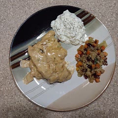 Added heavy whipping cream to the recipe. Taste is definitely yummy. Will cook again!