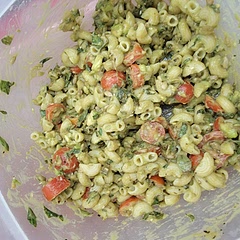 Needs a bit of spice.  I added 1 tsp minced garlic & sesame seeds.  Challah sauce is good.