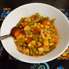 Didn't have much in regards to a regular meal, so this came to mind. Had just enough of a kick from the jalapeno tomatoes, but not overly spicy. I'm sure some Sriracha would make it even better, but I'm a glutton for spicy food.