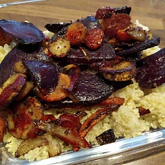 Tried out different veggies - perfect also with carrots, red beet and even parsley! 

Quinoa with the cube and lenon juice was even better than plain quinoa.