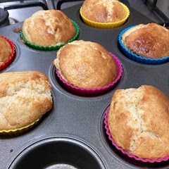 Half recipe made 8 small muffins. Used gluten free flour