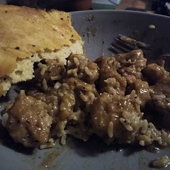 I ate half of this before I remembered to take a photo. I didn't use hemp tofu because I've never seen it in my life, but I did coat the tofu on corn flour and fry it til crispy. I liked this a lot.