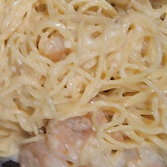 I added some shrimp because we needed protein 😂 this is delicious and my go to any time I don't feel like making a huge meal.