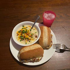 This potato soup was exceptionally good! It was not as easy as I thought it would be, but still it was real difficult.