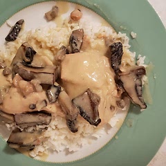 I use minute rise and plenty of mushrooms. Never any left overs