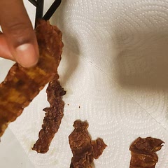 Crispy and perfect! If you pinch it you get chewy parts like bacon fat in certain areas. So crispy! Best fresh. Would definitely make again!