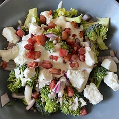 So quick and simple! Great for meal prep!!! Very tasty