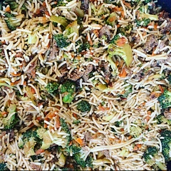 I added extra broccoli, carrots and hot chili oil. The fam loved this dinner!