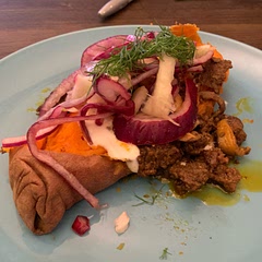 INCREDIBLE meal. Loved every part of it. Would increase mint.