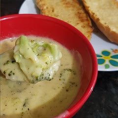 I didn't have any carrot. I used milk instead of half and half, only used 3oz cheddar and 3oz mozzarella and added some chili flakes to add some heat. I love it 🥰 maybe use a little bit less salt.