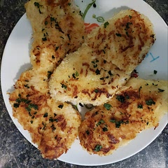 Looks and smells delicious. Easy recipe to follow and quick also.