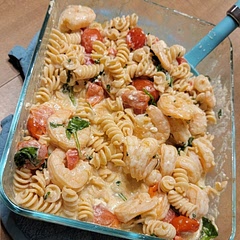 I substituted the noodles with chickpea noodles  and it was delicious! Definitely making this again.
