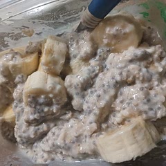 I was a little skeptical about chia seeds in overnight oats, but these were pretty good. I used the rolled oats, extra creamy oat milk, unsweetened dairy free coconut yogurt, vanilla extract, and maple syrup. I added a banana on top as well.