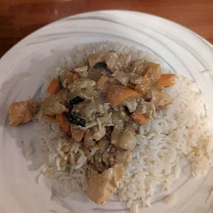 Only realised after I had started making that we did not have any peanuts.  The peanut butter kept the taste of peanuts strong though.  You could easily make this vegetarian by using tofu instead of chicken.  Very nice and highly recommend