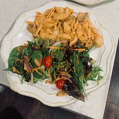 4.95/5⭐️

I’m sure it’s just me but I needed more salt. Maybe I read the instructions incorrectly but adding just a pinch of salt while softening the peppers wasn’t enough for me. Other than that this dish is delicious. We added some protein and some red pepper flakes to add a little kick. Will definitely make this again.