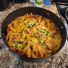 I've made this twice now.  First time with Banza penne, second time with regular penne. Both times has been amazing. This is now a staple in my house.  It's so easy to make! I used Hemplers hot links so it's extra spicy.