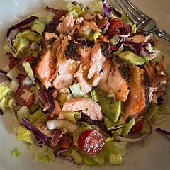 Only thing I changed was adding balsamic vinaigrette at the end to the salad for a little more flavor.