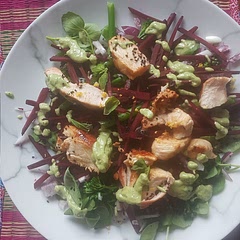 Halved and made for 2 people. Was delicious and surprisingly filling. 2 carb lovers trying to reduce and watch what they're eating.. absolutely loved it. Definitely one to make again.