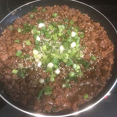 I love serving this with cauliflower rice. I usually double it because otherwise the two of us leave no leftovers.