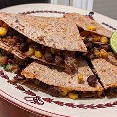Combined with a carnitas recipe and swapped in whole wheat flour tortillas!