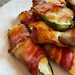 We play Jalapeño Popper Roulette (rules in recipe) and it’s my favorite. Nothing better than a delicious game of chicken, but with spicy jalapeños 🤣