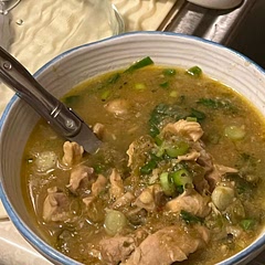 lots of liquid at the end. almost like soup. needed a ton of salt. super good