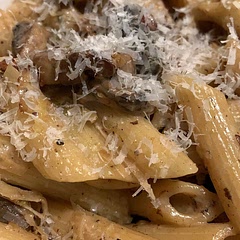 Definitely finish with cream and Parmesan!