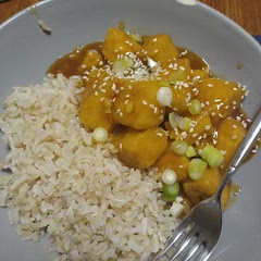 I really love the flavours in this meal. Made it for my mother in law who has never had tofu before and she loved it.