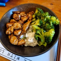 Recipe is abit confusing I had to add my spin as it was abit to sharp and not quite teriyaki.