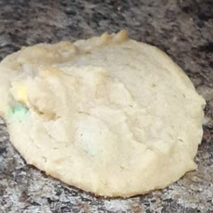 Tasted amazing I didn't have chocolate chips so I substituted them for Mnms.I would definitely make it again