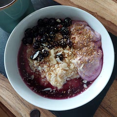 I made it vegan with blieberry soya yogurt and plant milk