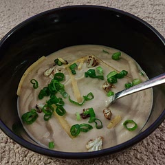Add a little more spice to the broth else tastes sweet. Topped with cheddar habanero.