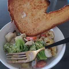 The sauce was too little for the veggies but I added milk and mozzarella and it came out great!