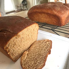 Very good and easy!
I made it exactly as the recipe stated and just had to had a few tablespoons of flour to the dough so it wasn’t so sticky.