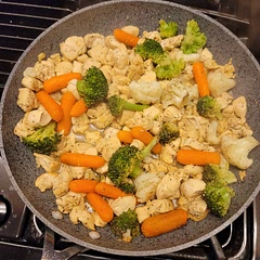 i didn't have Italian seasoning so i used lemon pepper.  had a bag of mixed veggies.  didn't add cheese..cuz i can't have it. i used crushed chili petin..it's a very very hot chili..i used very little